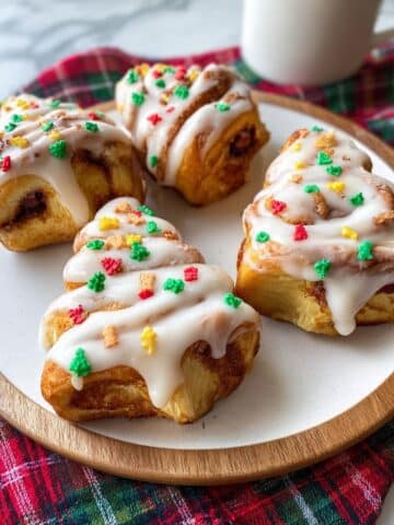 Christmas Tree Cinnamon Rolls Recipe