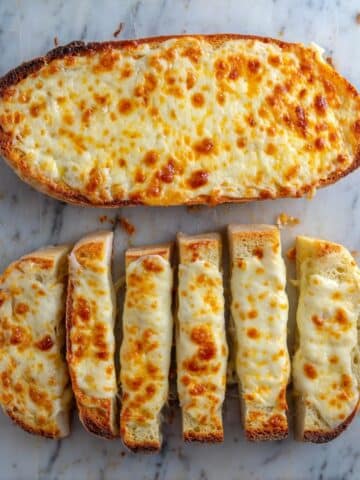 Cheesy Garlic Bread Recipe