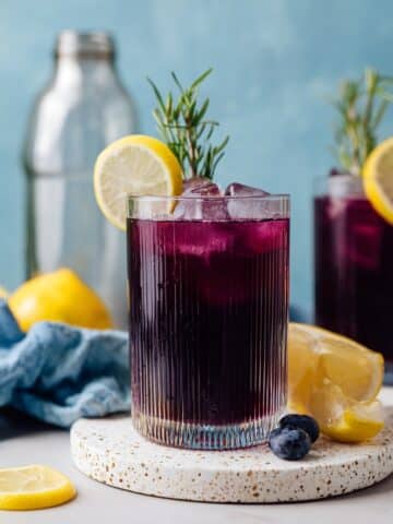 Sparkling Blueberry Ginger Mocktail Recipe