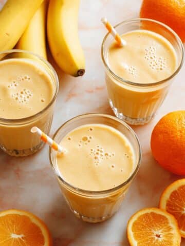 4-Ingredient Orange Creamsicle Smoothie (With Banana) Recipe