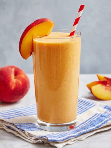 Refreshing Peach Smoothie Recipe