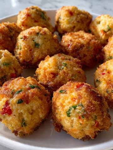 Crab Cake Poppers with Spicy Aioli Recipe