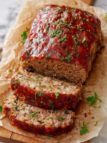 Classic Oven-Baked Meatloaf with Ketchup Glaze Recipe