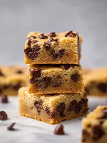 Chocolate Chip Cookie Bars Recipe