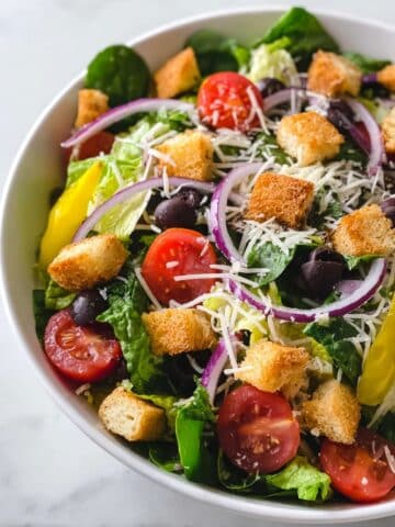 Olive Garden Salad and Dressing Copycat Recipe