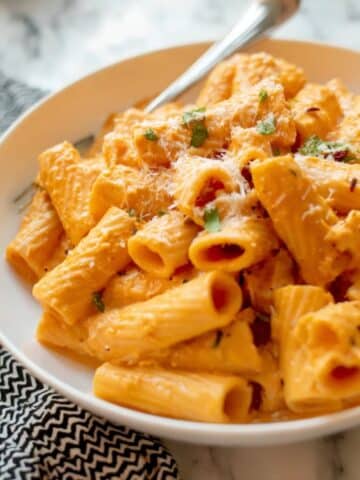 Instant Pot Skinny Creamy Ziti Recipe