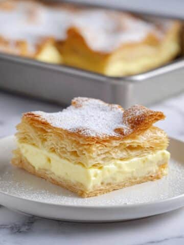 Vanilla Custard Cream Squares Recipe