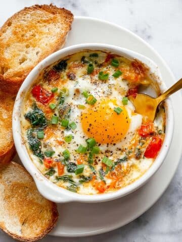 Baked Feta Eggs with Cherry Tomatoes and Spinach Recipe