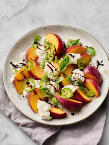 Peach Burrata Salad Recipe
