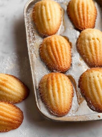 Classic French Madeleines Recipe