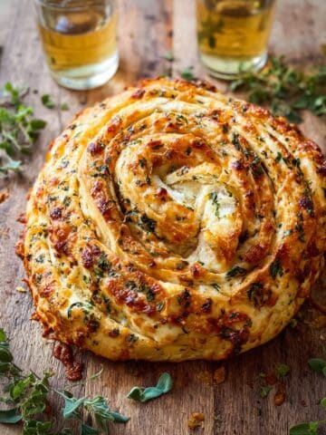 Soft Garlic Herb Cheddar Cheese Bread Recipe