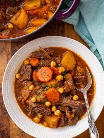 Moroccan Chickpea Pot Roast Recipe