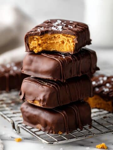 Healthy 4-Ingredient Vegan Reese's Eggs Recipe