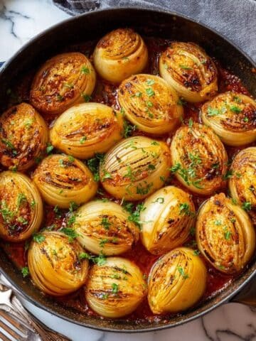 Stuffed Onion Rolls with Pomegranate and Ground Beef Recipe