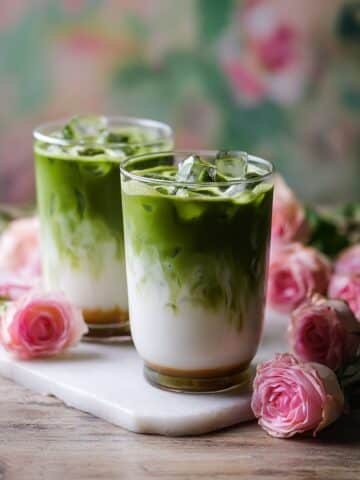 Rose Matcha Latte: A Floral Twist on Your Green Tea Latte Recipe