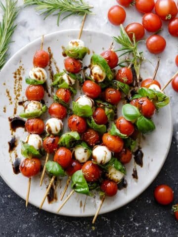 Caprese Salad Skewers Recipe