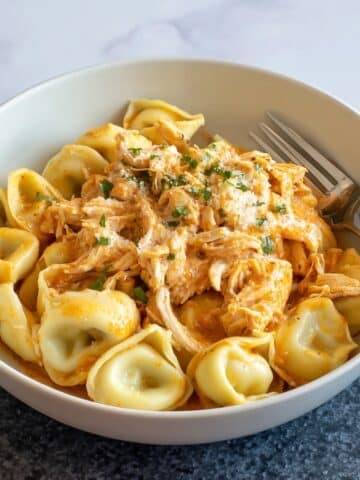 Slow Cooker Chicken Tortellini Recipe