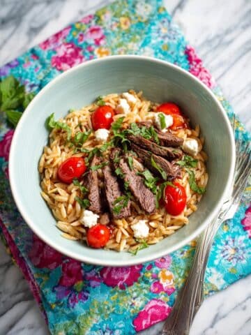 Herbed Steak with Orzo Caprese Salad Recipe