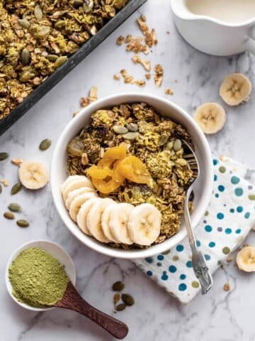 Crunchy Vegan Matcha Granola with Quick Oats Recipe
