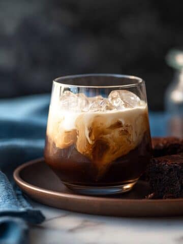 White Russian Cocktail Recipe