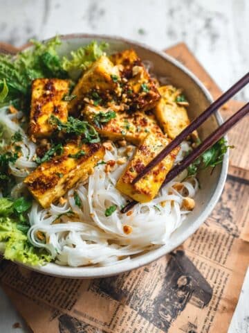 Vietnamese Turmeric Fish (Cha Ca La Vong) Recipe