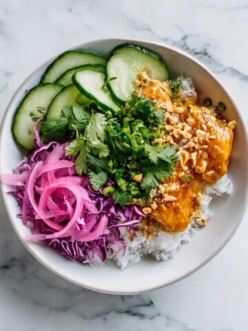 Chicken Curry Rice Bowl with Peanut Satay Sauce Recipe