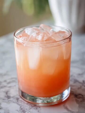 Iced Guava White Tea Lemonade Recipe