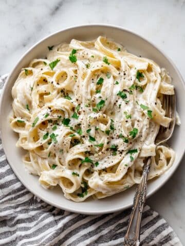 Cottage Cheese Alfredo Sauce (High Protein, Ready in 10 Minutes) Recipe