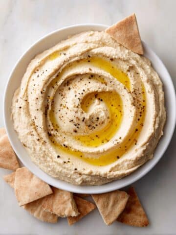 Creamy White Bean Dip with Lemon and Garlic Recipe
