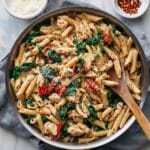 Chicken and Spinach Skillet Pasta Recipe
