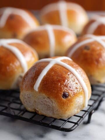 Vegan Hot Cross Buns Recipe