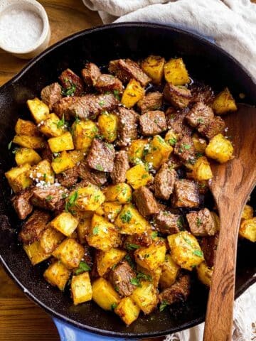Garlic Butter Steak Bites and Potatoes Recipe