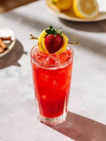 Strawberry Smash Mocktail Recipe