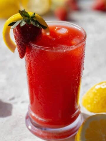 Hibiscus Tea Strawberry Lemonade Refresher Recipe