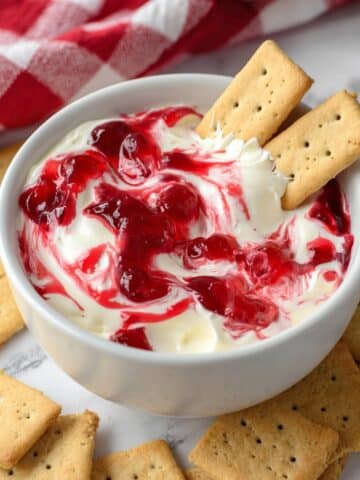 Strawberry Cheesecake Dip Recipe