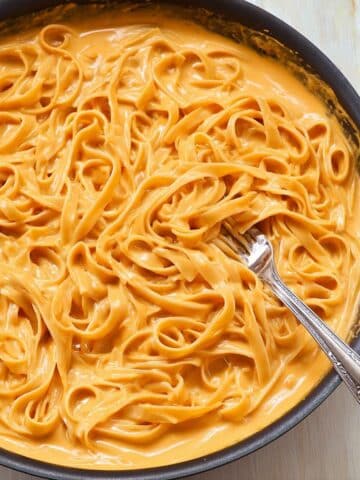 Red Pepper Alfredo Sauce with Cashews and Nutritional Yeast Recipe