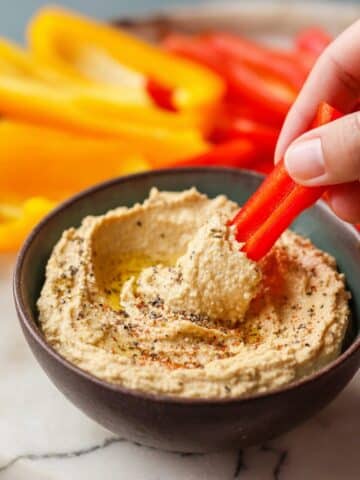 Caramelized Onion Hummus Recipe