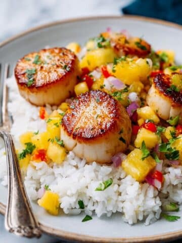 Seared Scallops with Coconut Rice and Pineapple Salsa Recipe