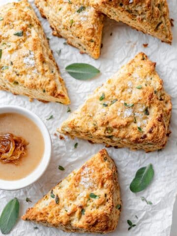 Caramelized Onion & Gruyere Scones Recipe
