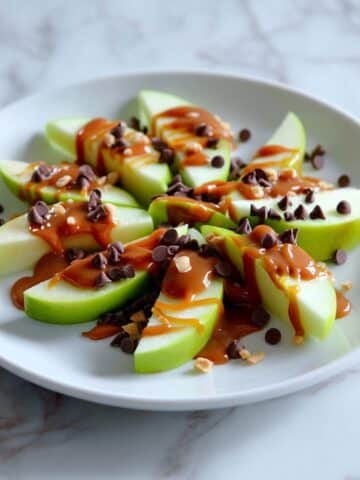 Caramel Apple Nachos Recipe