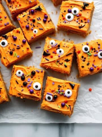 Halloween Sugar Cookie Bars Recipe